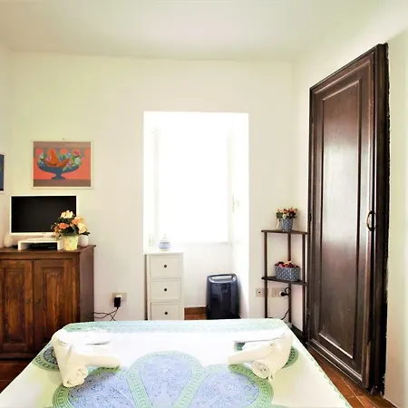 Holidaycasa Tiziana - Bilocale Con Terrazzino